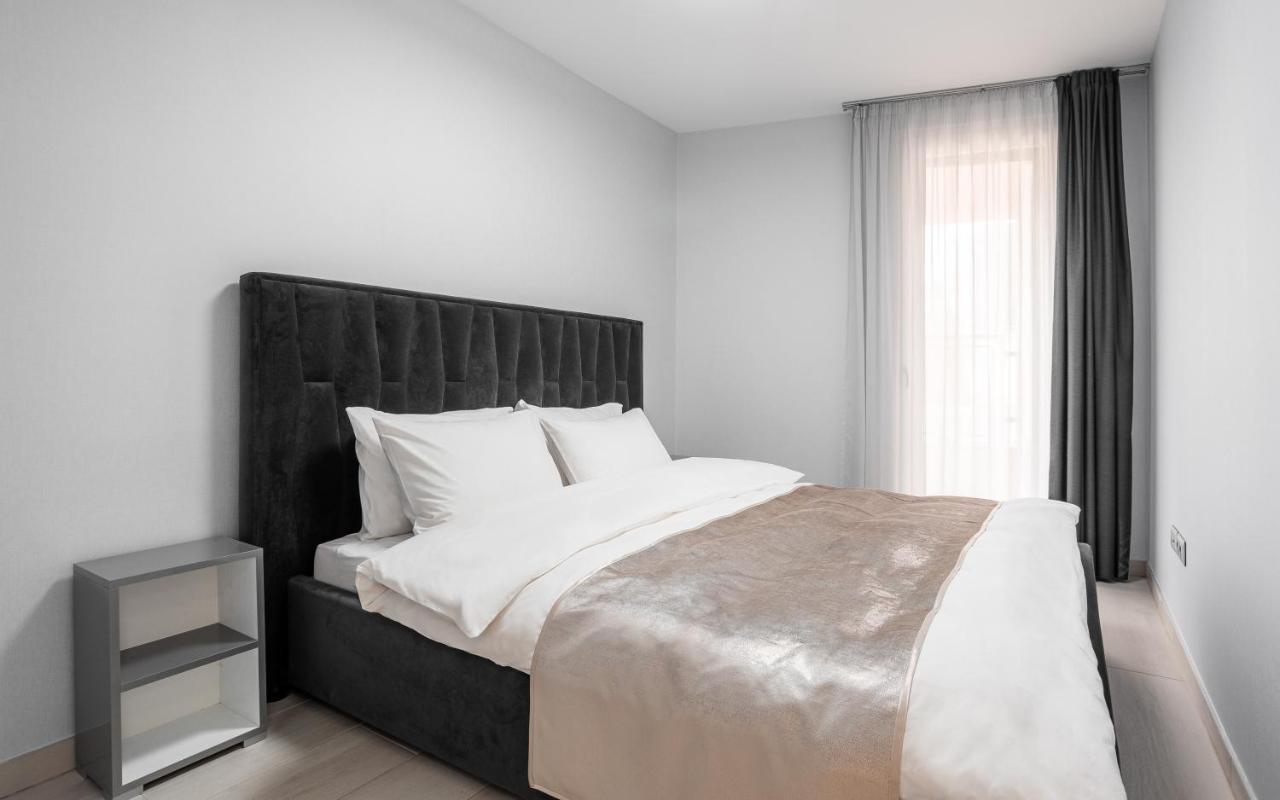 Avand Apartments Debrecen Esterno foto