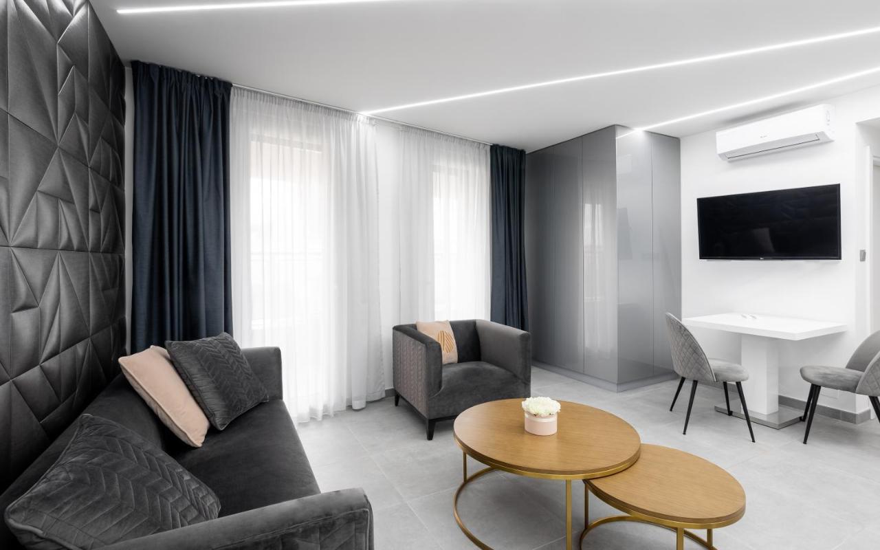 Avand Apartments Debrecen Esterno foto